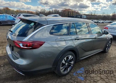 2019 Buick Regal Tourx Essence from USA, damaged, VIN W04GV8SX2K1002168